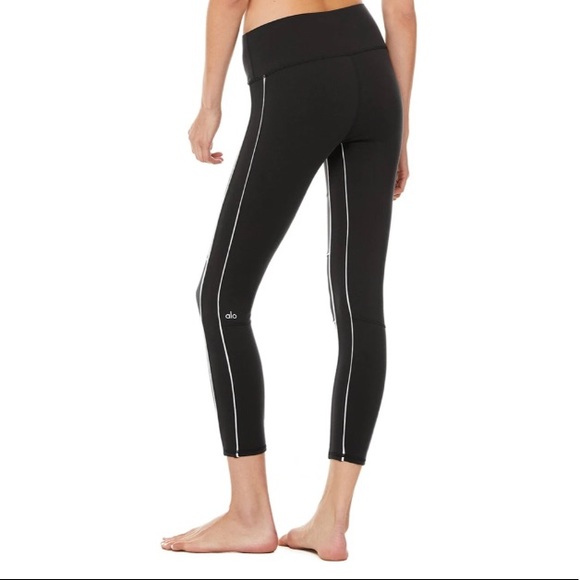 ALO 7/8 Guard Legging Black & White. Size: S. - Picture 6 of 6